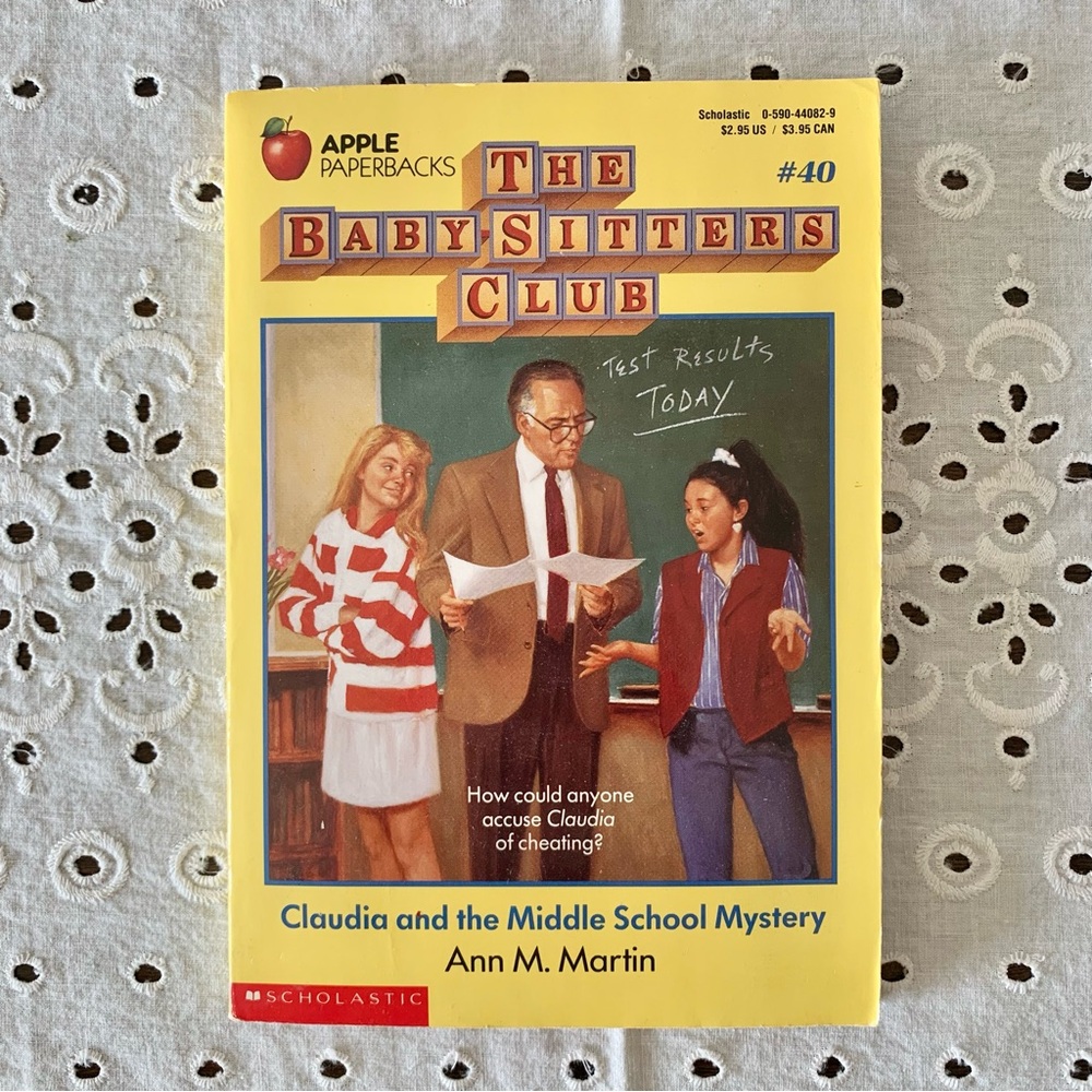Bundle Sale / 2 for $15 - The Baby-Sitters Club - Claudia & School Mystery #40